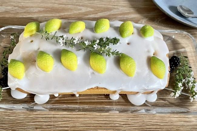 Zitronen Cake mit Marzipan Decor Zitronen