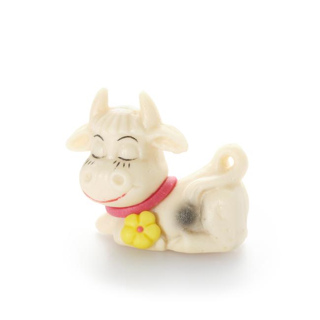Marzipanfigur Kuh mit Blume am Hals